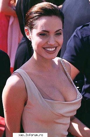 Angelina Jolie - Xao - Vedete straine