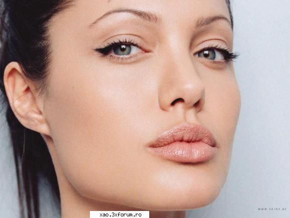 Angelina Jolie - Xao - Vedete straine