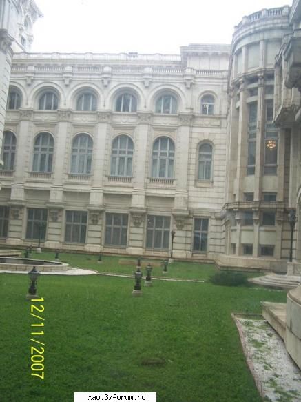 "Casa Poporului" sau "Palatul Parlamentului" - Palatul Parlamentului - Poze diverse din Romania